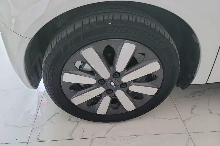 Used ORA Black Cat 2022 351 km Standard Version Ternary Lithium