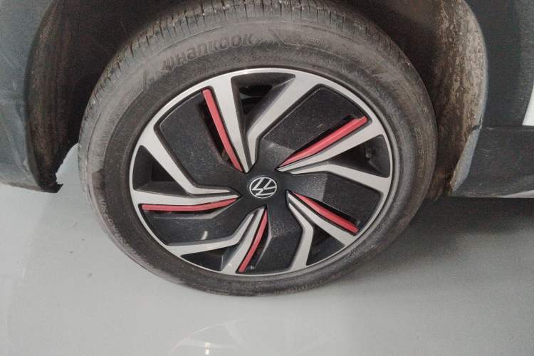 Used Volkswagen Tharu 2024 300TSI Two-Wheel-Drive Moon Luxury Edition