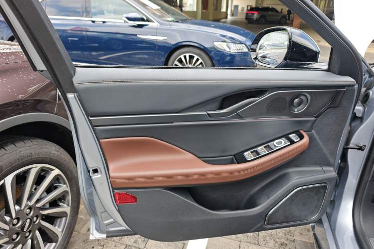 Used Lincoln Z 2025 2.0T Zunyi Hybrid Version
