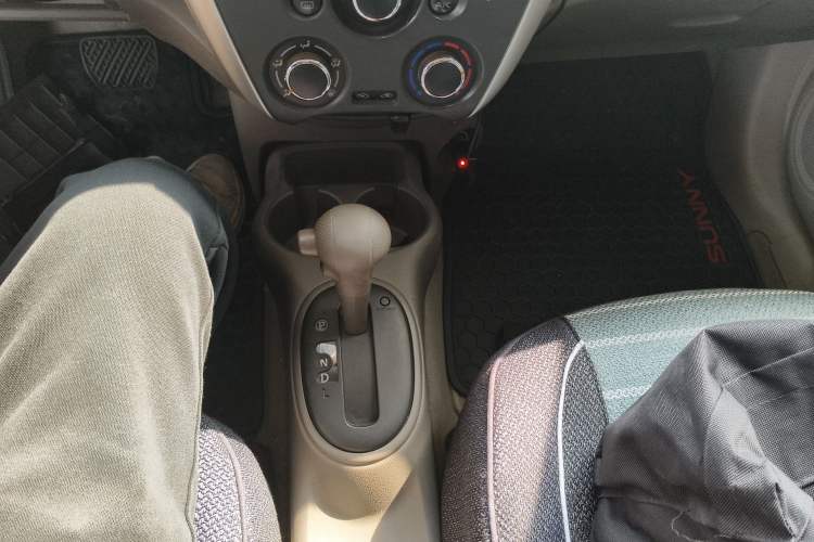 Used Nissan Sunny 2014 1.5XE CVT Elite Edition