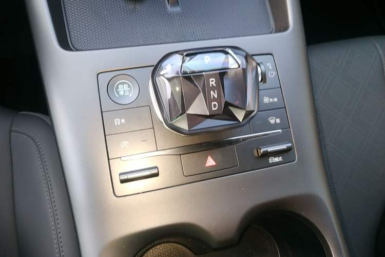 Used BYD Qin PLUS 2025 DM-i Smart Drive 55KM Leading Model
