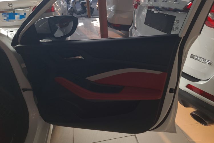 Used MG 5 2022 180 DVVT CVT Youth Luxury Edition
