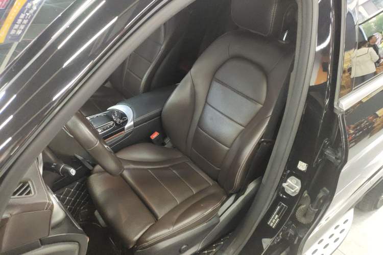 Used Mercedes-Benz GLC 2020 Facelifted GLC 260 L 4MATIC Dynamic Edition
