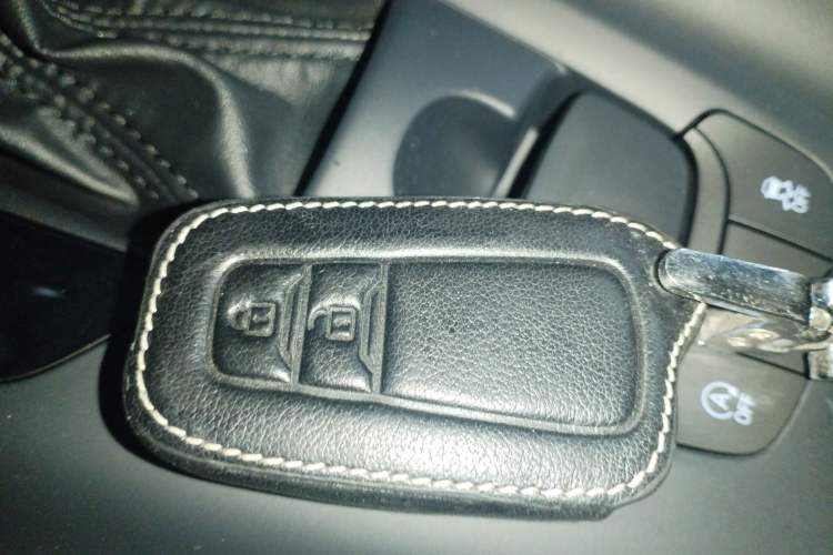 Used Toyota IZOA 2021 2.0L Enjoy Edition
