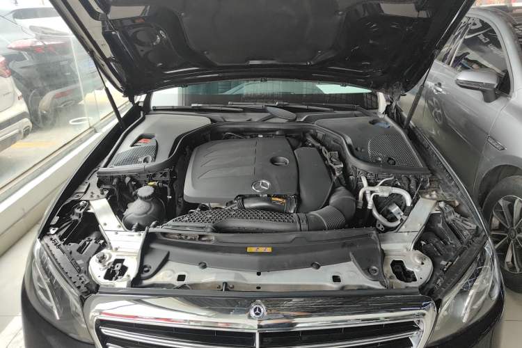 Used Mercedes-Benz E-Class 2019 Restyled E 300 L Sporty and Stylish Edition
