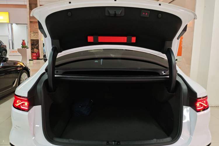 Used BYD Han 2023 DM-i Champion Edition 121KM Prestige Model
