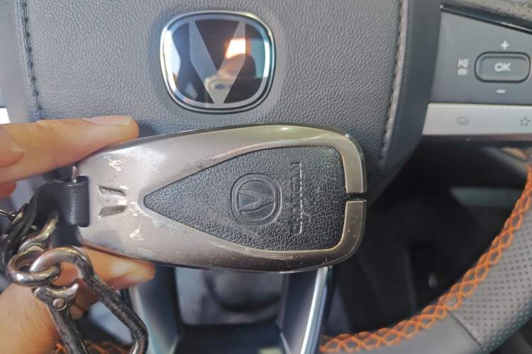 Used Changan UNI-V 2022 1.5T Prestige Version
