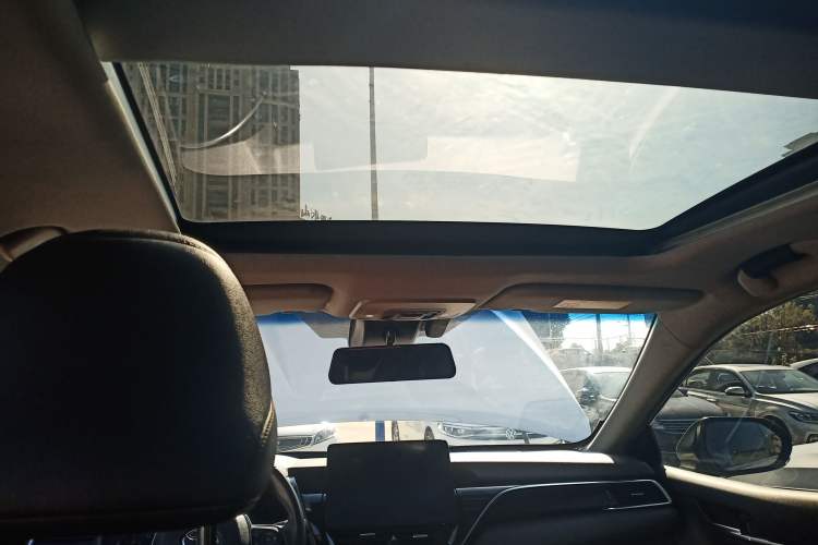 Used Toyota Camry 2021 2.5G Luxury Edition
