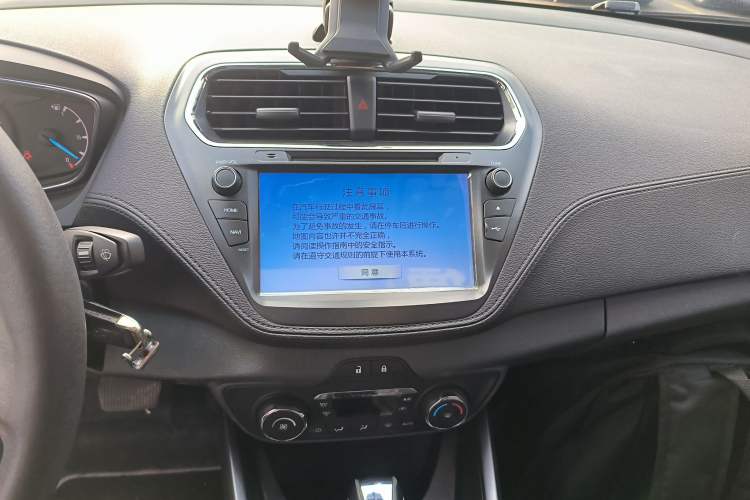 Used Ford Escort 2015 1.5L Automatic Fashion Model
