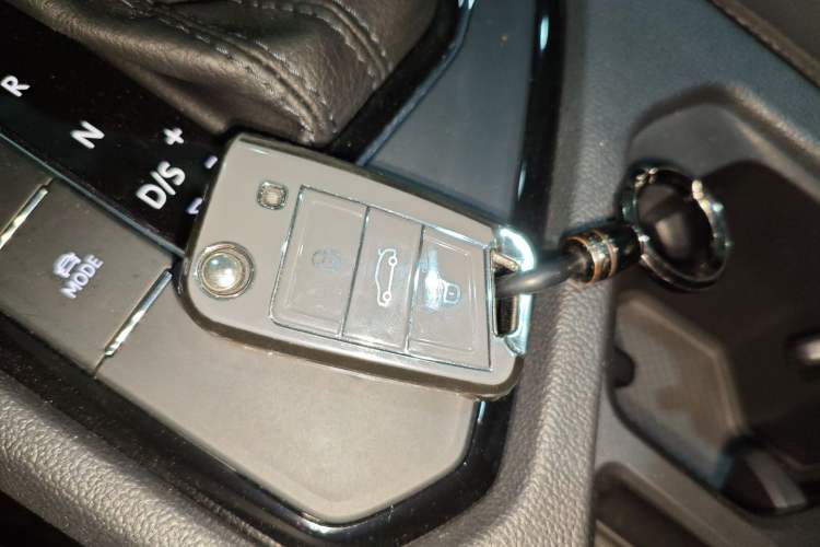 Used Volkswagen Tharu 2021 280TSI Two-Wheel-Drive Luxury Edition
