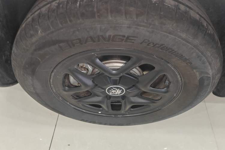 Used BYD Qin PLUS 2025 DM-i Smart Drive 55KM Leading Model
