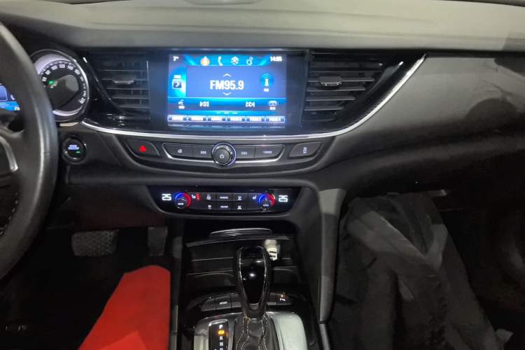 Used Buick Regal 2019 20T Elite Version China VI Standard
