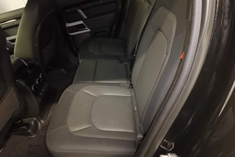 Used Land Rover Defender 2024 110 3.0T P400 X-DYNAMIC HSE
