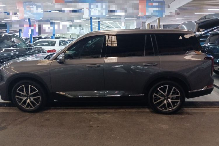 Used GAC Trumpchi GS8 2022 Flagship Series 2.0 TGDI Two-Wheel-Drive Prestige Edition (7 Seats)
