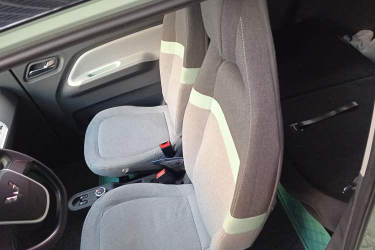 Used Wuling Hongguang MINIEV 2021 Macaron Fashion Model Lithium Iron Phosphate
