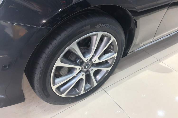 Used Mercedes-Benz E-Class 2020 Facelift E 260 L
