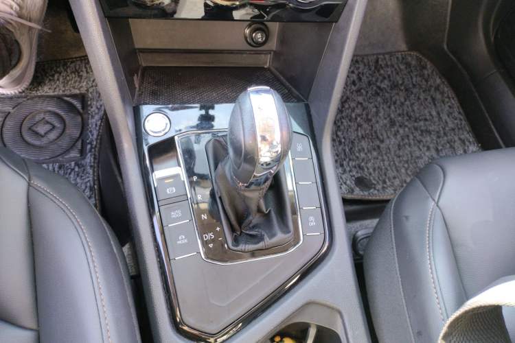 Used Volkswagen Tharu 2019 280TSI Two-Wheel Drive Luxury Edition China V Standard