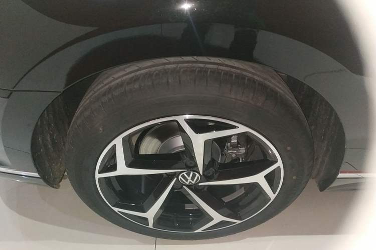 Used Volkswagen Magotan 2026 30 Million Vehicles Selected Model 380TSI DSG Luxury Edition
