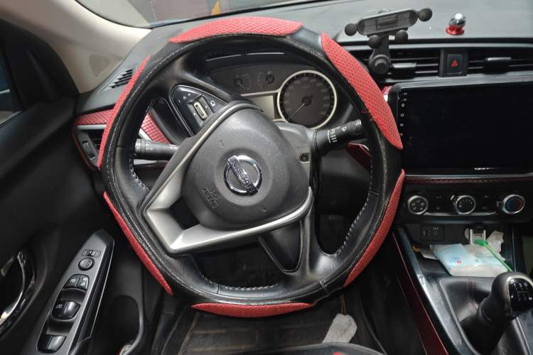 Used Nissan Lannia 2016 1.6L Manual Cool Edition