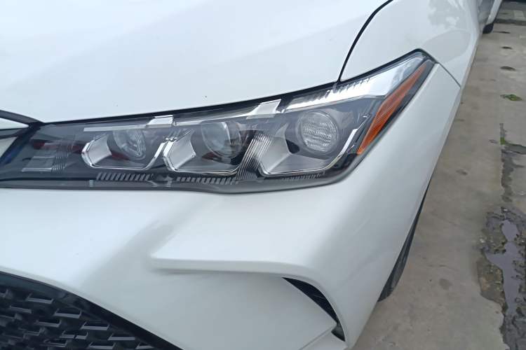 Used Toyota Avalon 2019 2.5L Ambition Version China VI Standard
