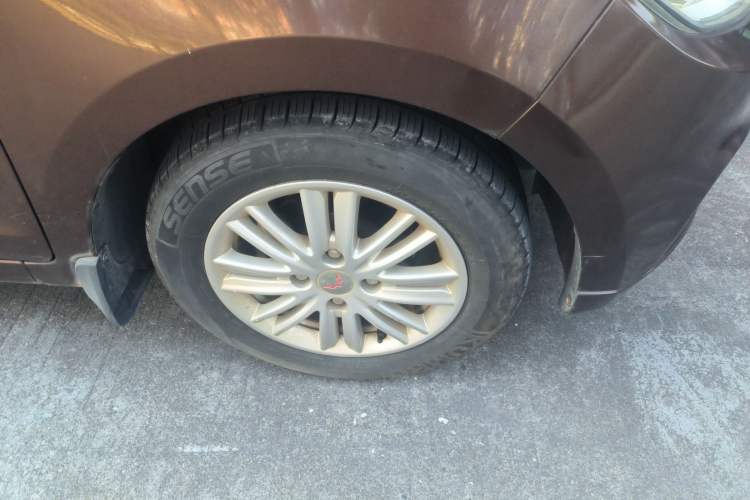 Used Wuling Hongguang 2015 1.5L S1 Standard China V-Emission Standards
