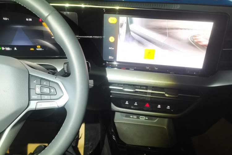 Used Volkswagen Lamando 2024 Lavida L 280TSI DSG Spicy Edition