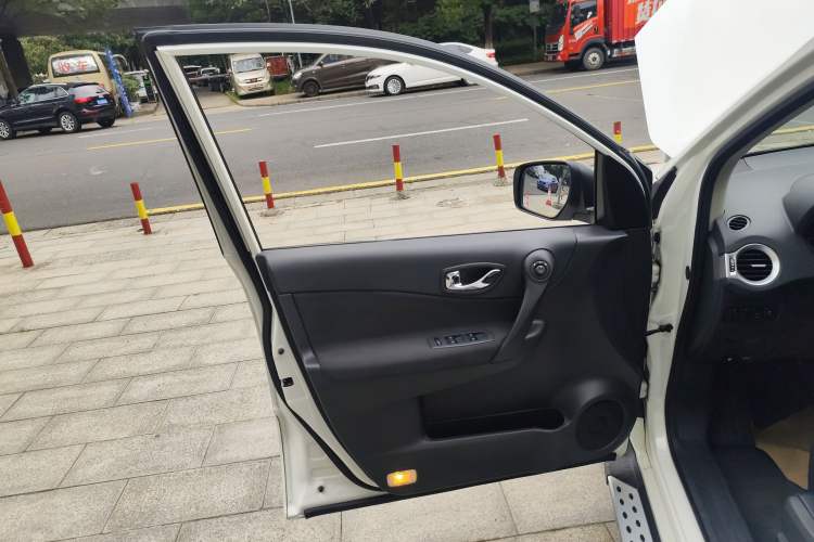 Used Renault Koleos 2014 2.0L Two-Wheel Drive Fashion Edition
