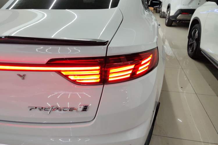 Used Geely Auto Preface 2023 2.0TD "Only This Verdant Green" Edition
