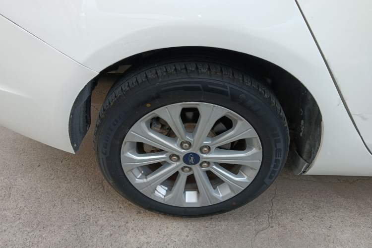 Used Ford Escort 2017 Happiness Edition 1.5L Automatic Fashion Version
