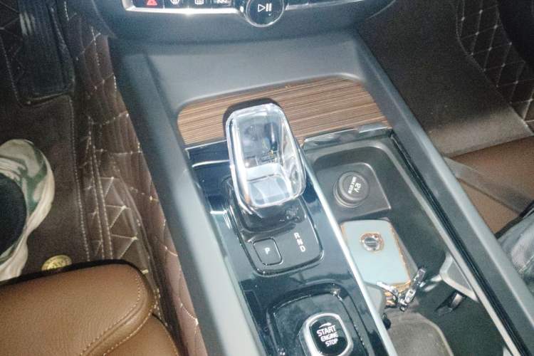 Used Volvo S60 2022 B4 Zhiyuan Luxury Edition
