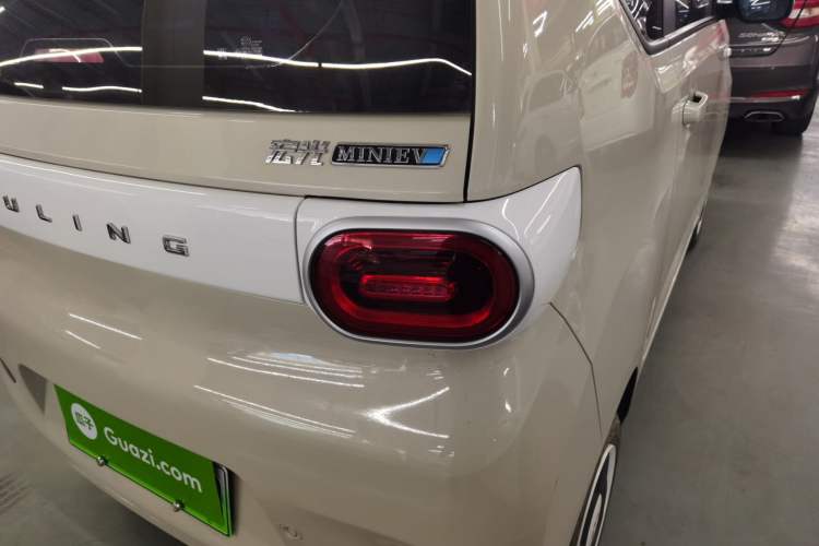 Used Wuling Hongguang MINIEV 2024 3rd Generation 215km Youth Edition