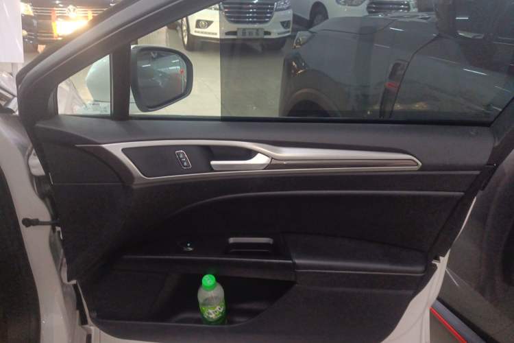 Used Ford Mondeo 2018 EcoBoost 180 Smart Control Fashion Model China VI Standard