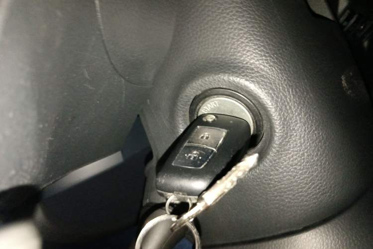 Used Nissan Tiida 2021 1.6L CVT Cool Edition
