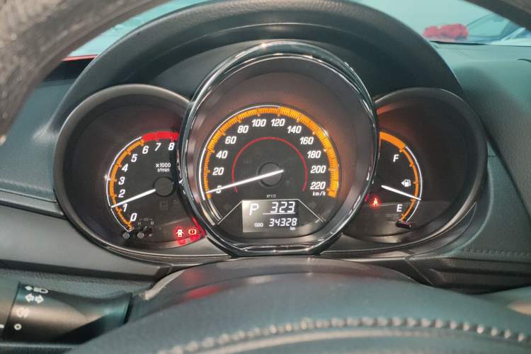 Used Toyota YARiS L 2022 1.5L CVT Leading PLUS Edition
