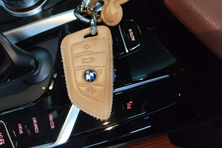 Used BMW 5 Series 2022 Restyled 525Li M Sport Package
