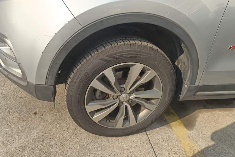 Used Geely Auto Emgrand X7 Sport 2016 1.8TD Automatic ZhiShang Model
