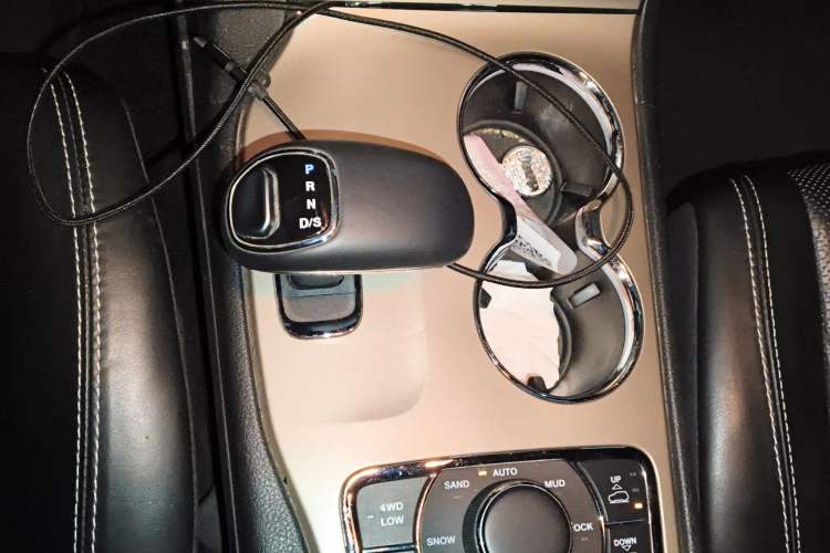 Used  Grand Cherokee (Import) 2014 3.6L Elite Navigation Edition