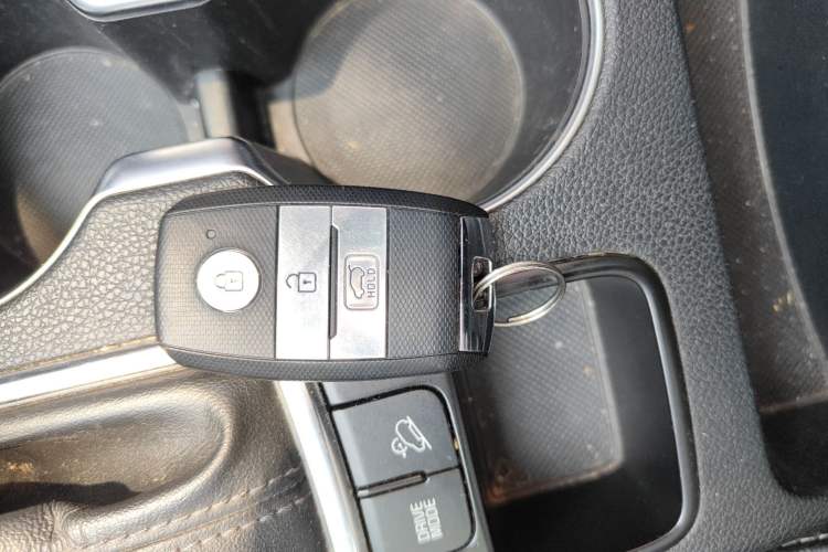 Used Kia KX5 2016 1.6T Automatic Two-Wheel Drive DLX
