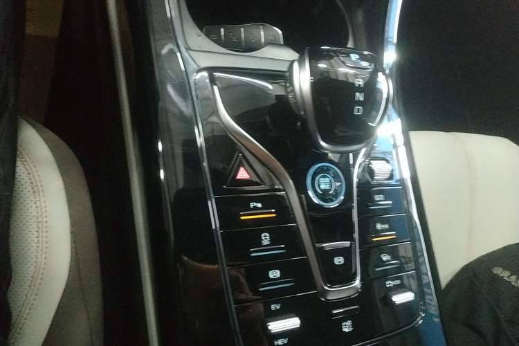 Used BYD Qin PLUS 2024 HONOR Edition DM-i 55KM Leading Model