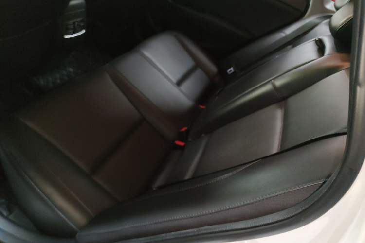 Used Hyundai Mistra 2016 1.8L Automatic Smart GLS
