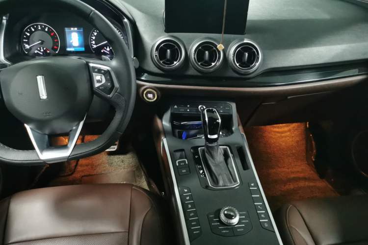 Used Wey VV5 2017 2.0T Ultra-Luxury Version