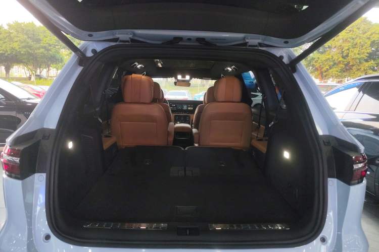 Used Li Auto ONE 2021 Extended-Range 6-Seater Version
