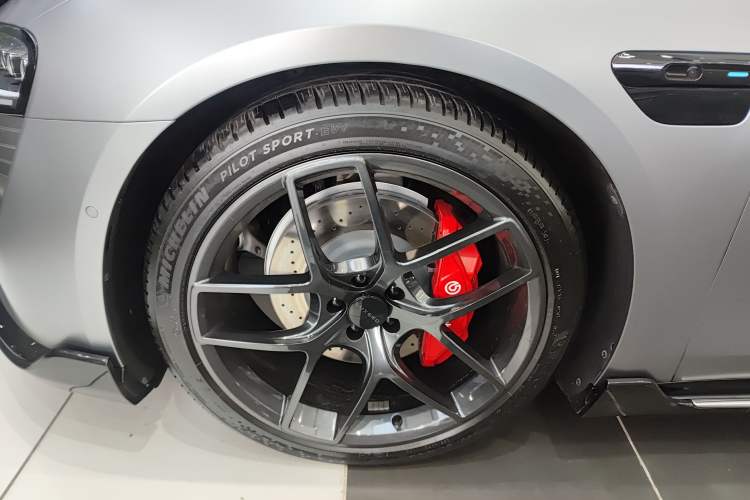 Used Hima Luxeed S7 2024 Max RS Four-Wheel-Drive Performance Edition
