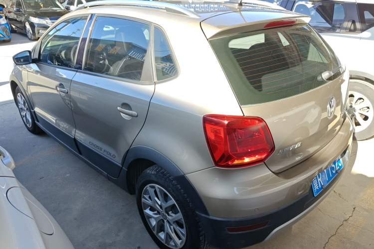 Used Volkswagen Polo 2014 1.6L Cross Polo Automatic