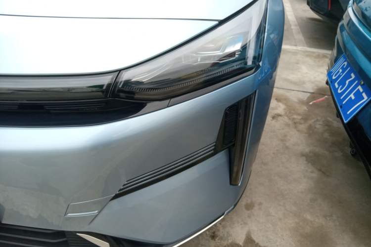 Used  L6 2025 EM-i 140km Starship Edition