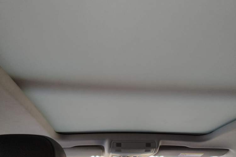 Used Volkswagen Tacqua 2021 200TSI DSG JoyConnect Edition
