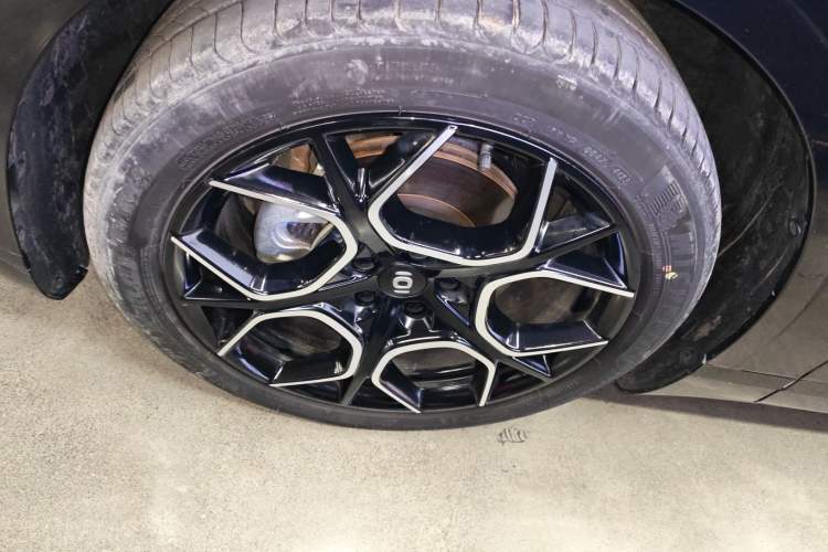 Used  A07 2024 Pure Electric "True Fragrance" Edition 515 Prestige Model
