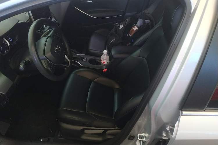 Used Toyota Levin 2019 Dual-Engine 1.8H E-CVT Luxury Edition China VI Standard
