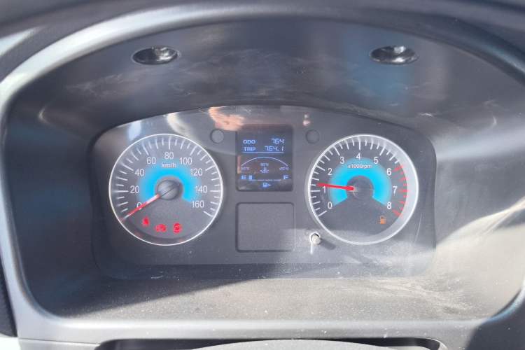 Used Jinbei Hiace X30 2024 1.5L Wealthy-Style Passenger Van 5/6/7 Seater
