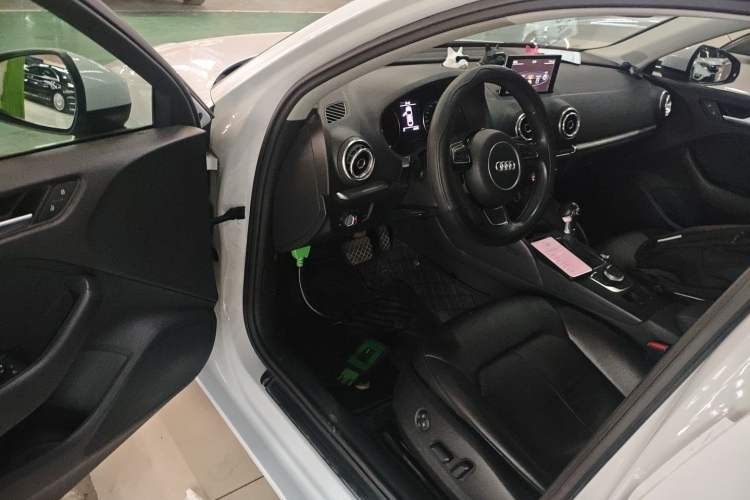 Used Audi A3 2016 Limousine 35 TFSI Prestige Edition
